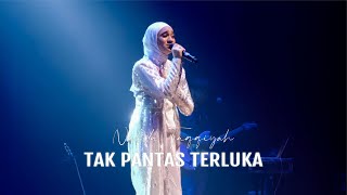 Nabila Taqqiyah  Tak Pantas Terluka Live Version [upl. by Somerset]