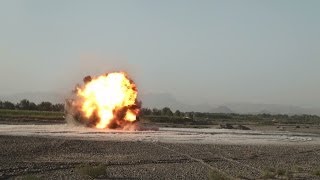 Battle tank Leopard 2 2A6M Afghanistan Canadian Forces in action PionierPanzer [upl. by Lanna]