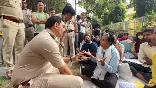 Sonam Wangchuk Not Happy with detention of supporters by Delhi Police [upl. by Ahtael]