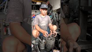 Doktor mekanik pasang stang ‼️youtubeshorts mekanik bengkelmotor [upl. by Ailliw509]