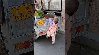 Oneyearold baby is very good at getting in the car funny cutebaby [upl. by Georgeanna]