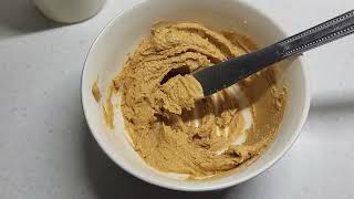 How To Use Peanut Butter Powder  Easy and Lightweight [upl. by Isyak373]