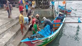 Air pasang laut besar membawa berkah bagi nelayan Jetis Cilacap [upl. by Gilbert]