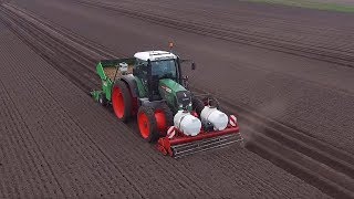 Planting potatoes  Fendt 820  Miedema  Aardappels poten  Berkers Deurne [upl. by Dwan]