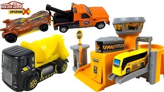 UNBOXING SIX SIX ZERO UPGRADE SUPER PARKING CONSTRUCTION SITE PLAYSET WITH CAR LIFT GARAGE amp TRUCKS [upl. by Robison]