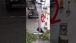 Cara memperbaiki jalan beton yang kopong shortvideo konstruksi perbaikanjalan truk beton [upl. by Irv82]