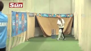 Graeme Swanns spin bowling masterclass [upl. by Querida]