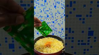 Aaj kal ke bacche foodshorts indiansnacks foodvlog indianstreetfood funny noodles comedy [upl. by Nodnalb]