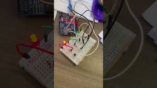 Arduino  Delay com Leds [upl. by Buke34]