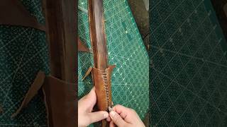 Fitting a Leather handle on a penobscot Bow archery wood bowandarrow bow traditionalbow [upl. by Anig]