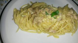 Spaghetti alla carbonara di tonno  Spaghetti whit tuna carbonara😉 [upl. by Aneer108]