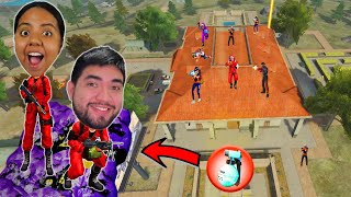 RETO CAMPERO CON LAS PAREDES PEQUEÑAS EN FREEFIRE 😱 IMPOSIBLE [upl. by Alarise857]