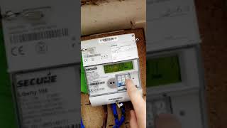 How to read electric metre reading E meter [upl. by Adnolehs]