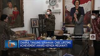 Chairul Tanjung Serahkan CNBC Lifetime Achievement Award Kepada Megawati [upl. by Coad930]