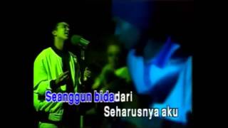 Exist  Buih Jadi Permadani Original Version  Lyric Mengintai Dari Tirai Kamar [upl. by Ahsirpac617]