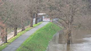 Hochwasser Meppen 29122023 1500 Ems 371cm B70 Brücke Richtung Esterfeld FitnessBolzplatz 4k [upl. by Annaeiluj]