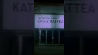 Remember This One Kathy Mattea  18 Wheels and a Dozen Roses [upl. by Nahsez]