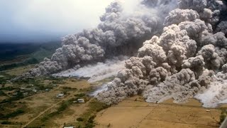 Ce volcan sest réveillé après une sieste de 100 ans [upl. by Avahc99]