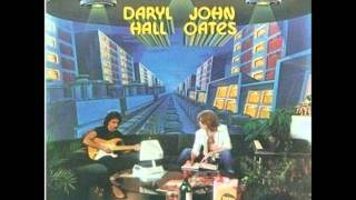 Hall amp Oates  Falling [upl. by Sanbo]