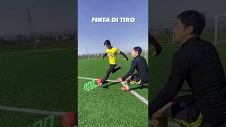 FINTA di TIRO ✅⚽️ calcio tutorial soccer partita finta skills dribbling tiro fakeshot shot [upl. by Inele826]