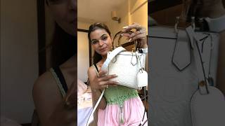 👜Whats in my travel bag dont miss end😅 malamal ho gayi🤑 youtubeshorts trevel shorts viralvideo [upl. by Amory]