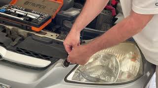 COMO REPARAR LAS LUCES DE UN AUTO KIA RIO STYLUS [upl. by Georg]