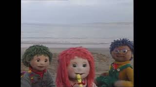 Tots TV  Series 1 Episode 2  Beach 1993 [upl. by Margo384]