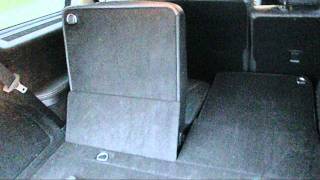 Mercedes GL350 CDI  Third row of seatsDritte Sitzreihe [upl. by Sidney]