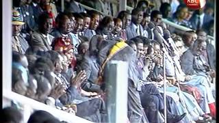 Mandela receives a heroic welcome to Kenya [upl. by Prunella]