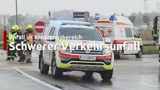 Schwerer Kreuzungscrash zwischen zwei PKW in Ansfelden [upl. by Burrus]