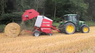 Straw baling 6230  Welger [upl. by Frendel]