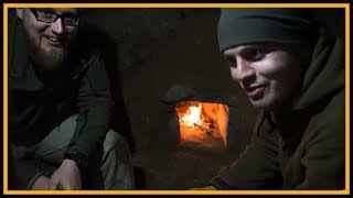 Bushcraft Camp S02E02 Ofen im Grubenhaus  Lagerbau Outdoor Shelter [upl. by Schlessinger]