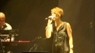 ZAZ quot La tendressequot Solo en Live  Chambery  24 nov 2016 [upl. by Ainimre]