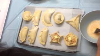 How to fold seal and crimp empanadas repulgue de empanadas 1 Classic Style [upl. by Nadirehs]