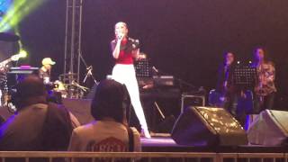 Samar Bayangan  Elica at Konsert Mentor Milenia 2017 [upl. by Rouvin]