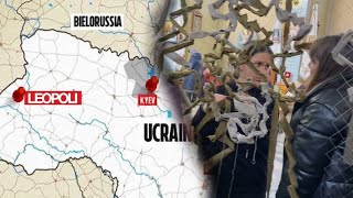 Guerra RussiaUcraina come è cambiata la quotidianità dei cittadini che si preparano a resistere [upl. by Marcie]