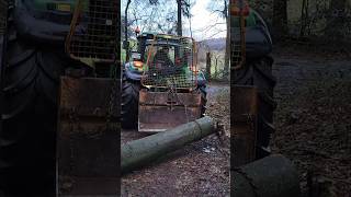 Joehn Deere mit Seilwinde im Wald [upl. by Susi]