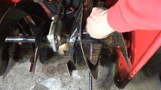 How To Fix Snow Blower With AugerBlades That Wont Turn [upl. by Enier]