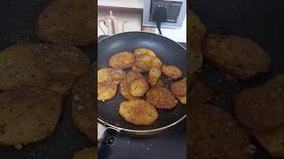 Amazing potatoes recipe😋 cooking easyrecipe potatorecipe ytshorts viralvideo trending [upl. by Burdelle]