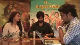 Shahid amp Sonakshi Facebook Live Chat [upl. by Demmy]