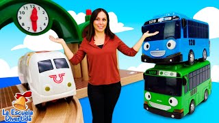 Trenes para niños en la Escuela Divertida Juguetes Robot Trains [upl. by Nueoras]