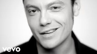 Tiziano Ferro  La differenza tra me e te [upl. by Iccir]