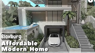 BLOXBURG Warm Affordable Modern HomeSpeedbuild  Roblox House Build roblox [upl. by Nnaer]