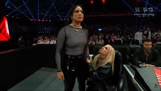 Batalla Real Femenina Parte 1  WWE RAW 4 de Noviembre 2024 Español [upl. by Rabiah]