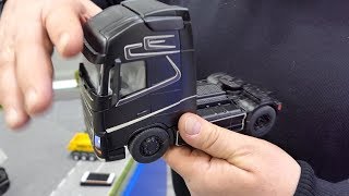 Siku Control App steuert Volvo FH 16 4x2 und John Deere 7290R 132  Vorführung Spielwarenmesse 2020 [upl. by Enoyrt]