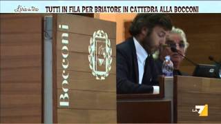 Tutti in fila per Briatore in cattedra alla Bocconi [upl. by Eliezer]