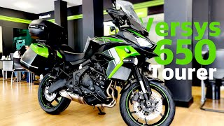 Nova Kawasaki Versys 650 Tourer 2024 em Detalhes [upl. by Yenolem]