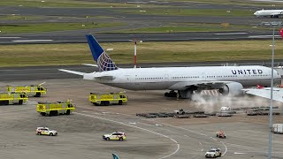 BREAKING United 777300ER EMERGENCY LANDING at Sydney Airport March 11 2024 [upl. by Nesnej]