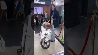 अब पानी से चलने वाली स्कूटर आ गई Waterscooter Scooter [upl. by Brittni]