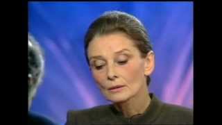 Audrey Hepburn Interviewed on French Current Affairs TV Show quotRepéresquot 1992 [upl. by Hannazus]